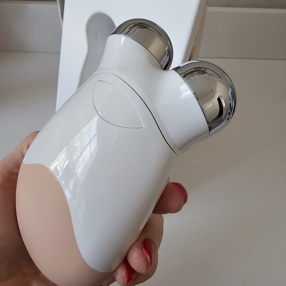 NUFACE Trinity - Picture 6 of 6